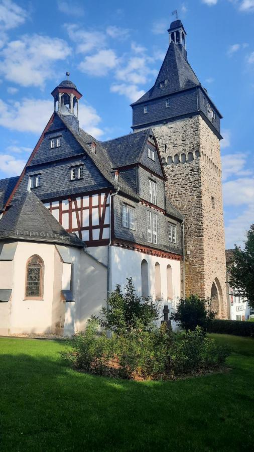 Ferienwohnung Am Kurpark Bad Camberg Exterior photo